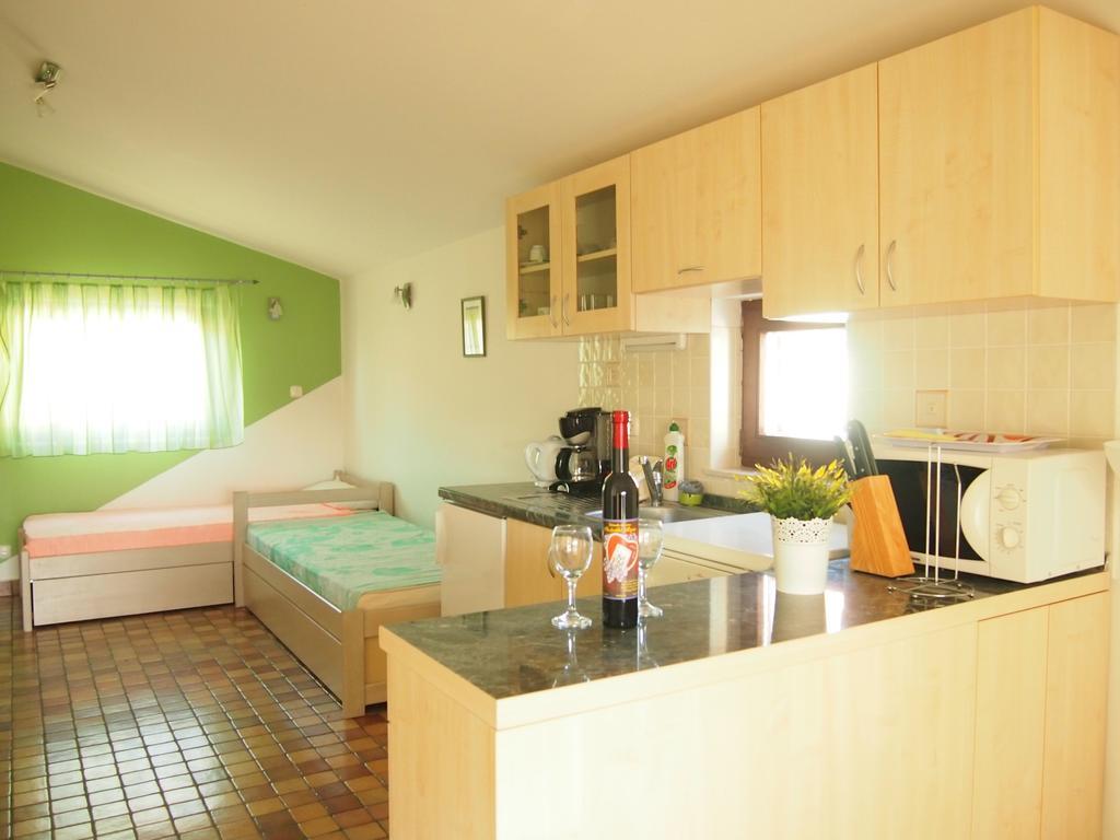 Bunari Apartments Tribalj Exterior foto